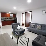 Apartamento De 5 Estrellas Cerca Del Aeropuerto, Wifi, Cowork En Bogota